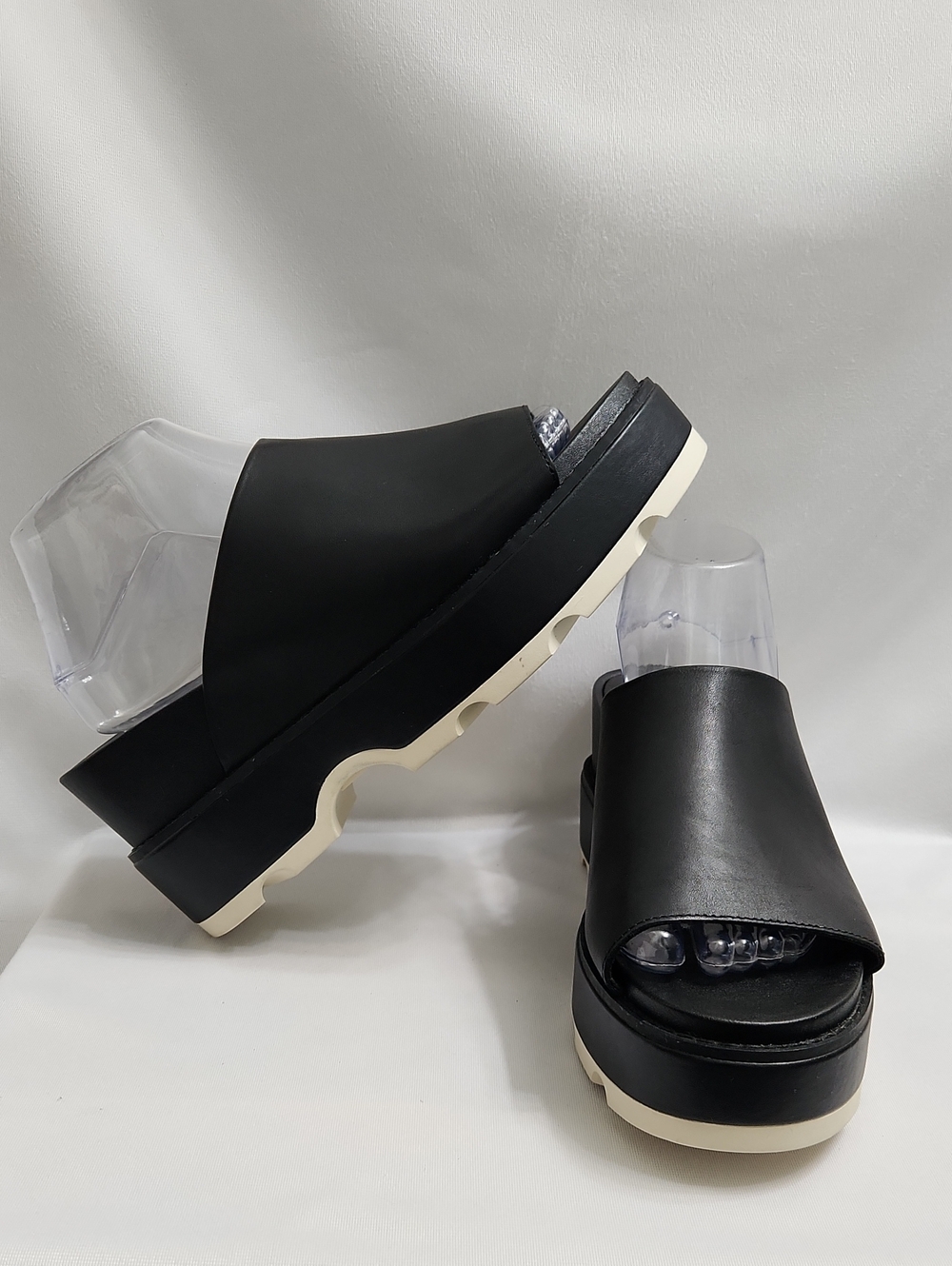 Sorel Black and Cream Platform Slide Mules (Size 10)